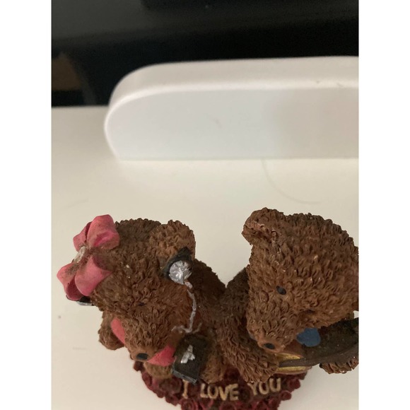 Decorative Fancy Bear Couple Resin Figurine - Picture 6 of 7